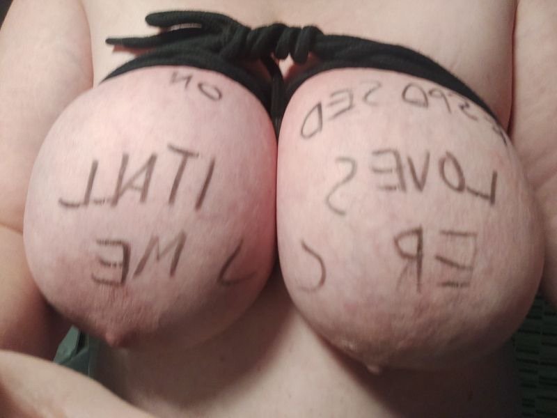 Personalised udders for my erome page from the fabulous half pig, half cow @nuwa85 #vp2bgrNP